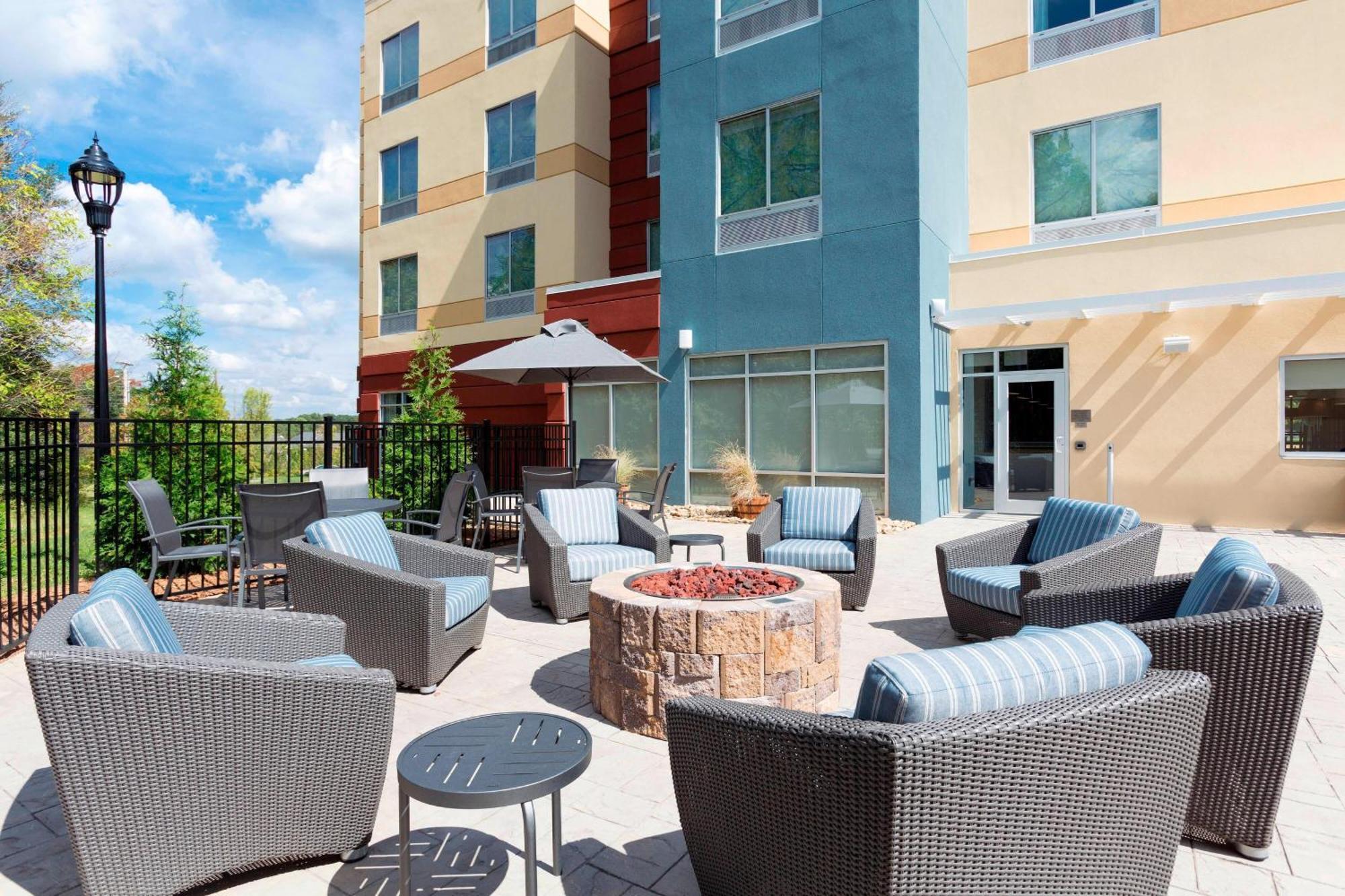 Fairfield Inn & Suites By Marriott שלבי מראה חיצוני תמונה